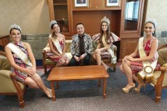 Miss-Global-2019-Batik-Coreta-Louise-Visit-Indonesian-Ministry-of-Tourism-6