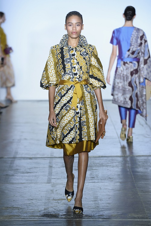 NEW YORK, NY - SEPTEMBER 07:  A model walks the runway during the Indonesian Diversity fashion show during September 2018 New York Fashion Week at Industria Studios on September 7, 2018 in New York City.  (Photo by Fernanda Calfat/Getty Images for Indonesian Diversity)