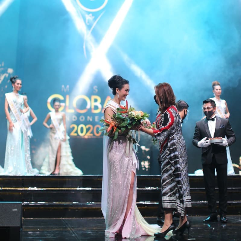 Miss Global Indonesia 2020_Coreta Louise-Batik dress-18