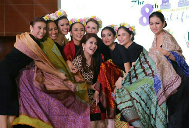 Batik Coreta Louise-Tomohon International Flower Festival 2018_620x420px